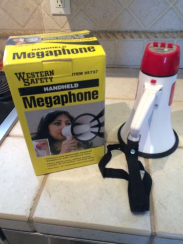 New 10 Watt Megaphone, Western Safety, Hand Held, Sports, Construction, Coach