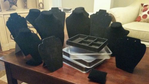 Black velvet jewelry display plus more lot 1