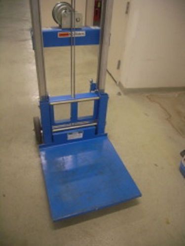 Genie Invertible Lift Model GL-8 Load Capacity 400lbs