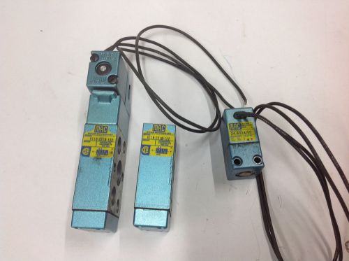 (2) Mac 811B-221B-122 Pneumatic Solenoid  Valves 24V . USED