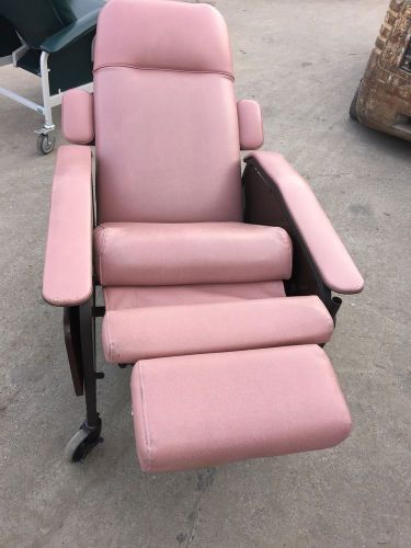 Lumex-6 position recliner chair for sale