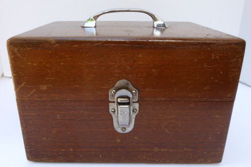 VINTAGE FREDERICK GEIGER, INC WOODEN STORAGE BOX,GEIGER COUNTER BOX