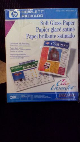 HEWLETT PACKARD HP 200 SHEETS SOFT GLOSS PAPER NEW IN BOX  C4179A (4500, 8500)