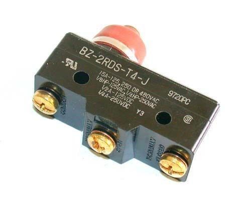 NEW 15 AMP HONEYWELL SPDT SPRING PLUNGER SWITCH MODEL BZ-2RDS-T4-J(7 AVAILABLE)