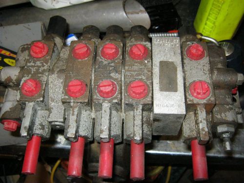 Hydraulic directional control valve 1 spool tandem center spring centered 12 gpm for sale