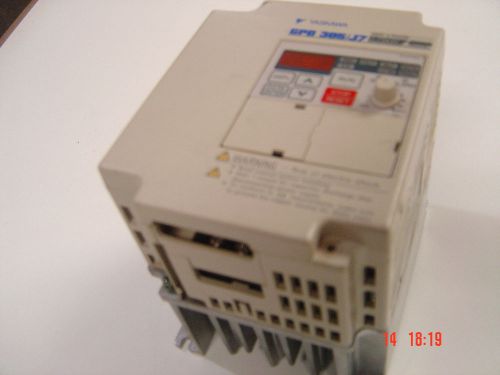 Yaskawa gpd 305/j7 variable ac drive 380/460 vac 3.4 amp 3 ph cimr-j7am40p7 for sale