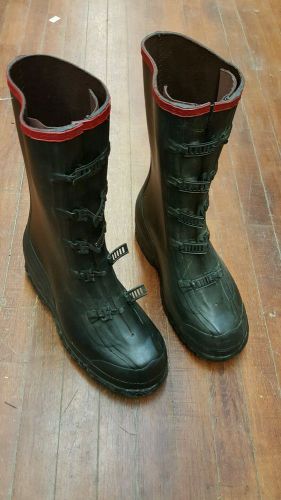 New Servus 5 Buckle Rubber Boot Over Shoe Size 10 Work Shoe