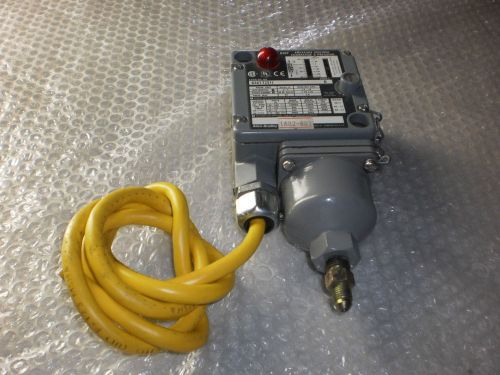 Allen Bradley 836T-T251J 836TT251J 836t Pressure Control