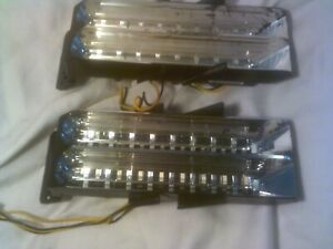 Lot of  2 Whelen Freedom Super LED Corner Modules LIN18  9 X 9  AMBER