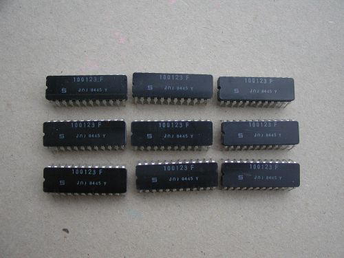 100123f integrated circuits signetics 41 pcs. for sale