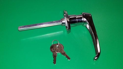 Bauer L-204-S, E-303 Mounting, 1 !/2&#034; CC, Chrome L Handle Lock, NOS