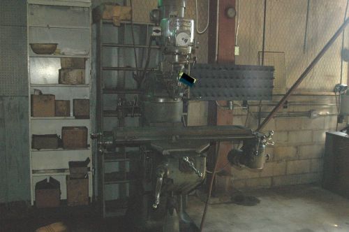 BRIDGEPORT 1-1/2 HP VARIABLE SPEED RAM TYPE VERTICAL MILL