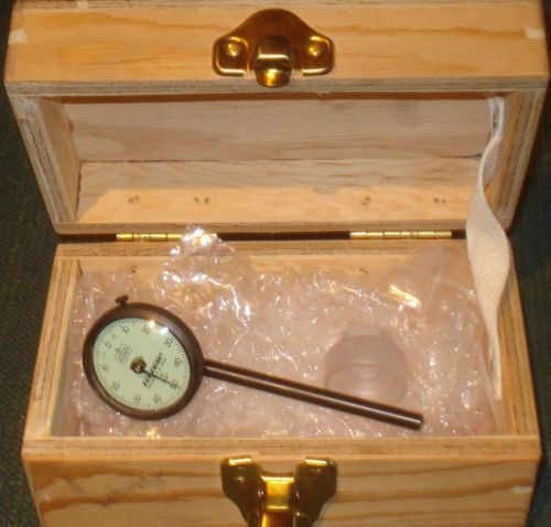 FEDERAL V81 DIAL INDICATOR .001IN GRADS 0-50-0 READING BACK PLUNGER W/ WOOD CASE