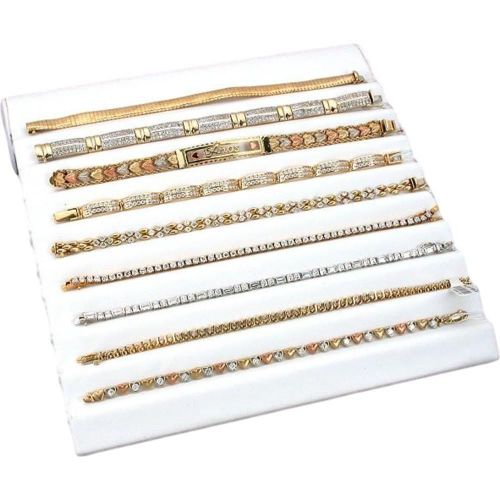 9 Slot White Faux Leather Bracelet Display Ramp