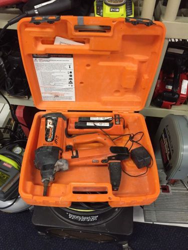 Ramset T3 Battery Powered Nailer W/ Case 2 Batterys