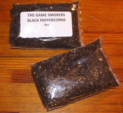 WHOLE BLACK PEPPER..............1 POUND