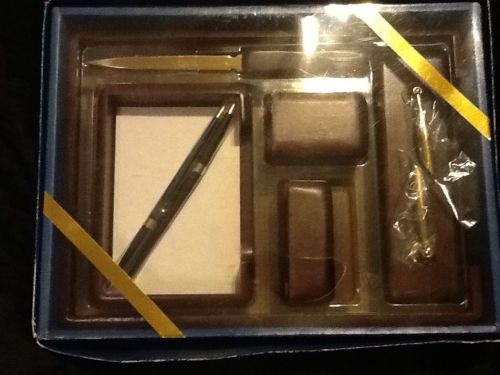 WOODEN DESK SET- BEAUTY AND ELEGANCE - NIB!