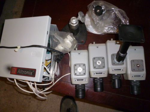 4 Pelco Digital Color Video Cameras CC4600-2 &amp; mounts &amp; Altronix PS Security