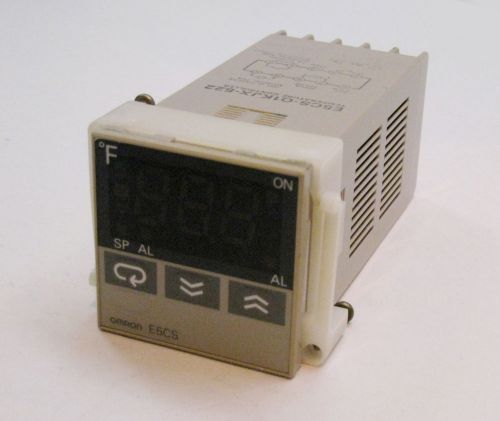 OMRON E5CS-Q1KJX-522 TEMPERATURE CONTROLLER