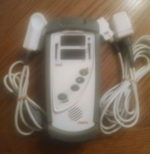 Masimo rad-5v hand held pulse oximeter with patient cable,sensor &amp; 4aa batteries for sale