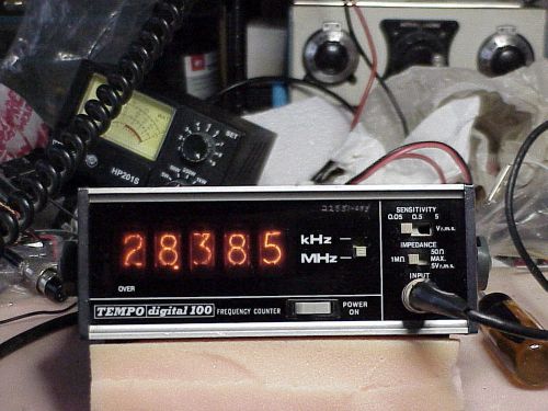 Vintage Takeda Riken TEMPO DIGITAL 100 FREQUENCY COUNTER