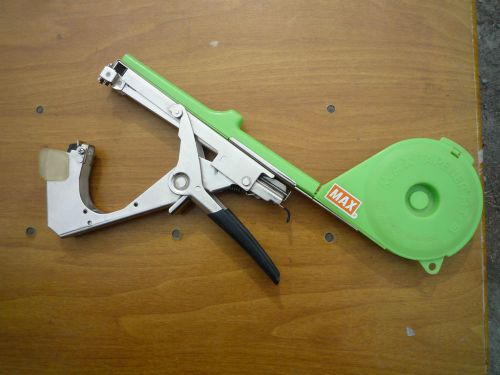 MAX TAPENER HT-B MAX STAPLE 604C 604E GREEN TAPE HAND GUN TOOL