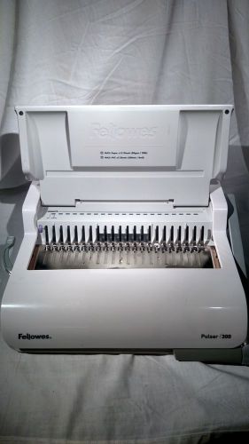 Fellowes Pulsar+ 300 Manual Comb Binding Machine 50068 Binds up to 300 sheets