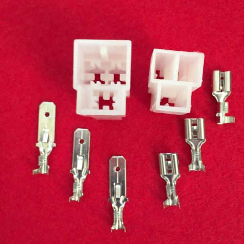 KIT 3 WAY FASTON TERMINAL &amp; CONNECTORS - 8 PCS, 6.3mm, .250 Series, 14-18 AWG