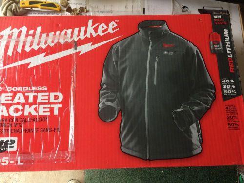 Milwaukee M12 Large Black Cordless Lithium-Ion Heated Jacket Kit