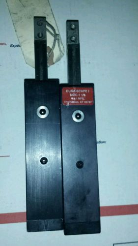 R &amp; I DURA-SCAPE I  MCC-1 1/4 PNEUMATIC GRIPPER lot of 2