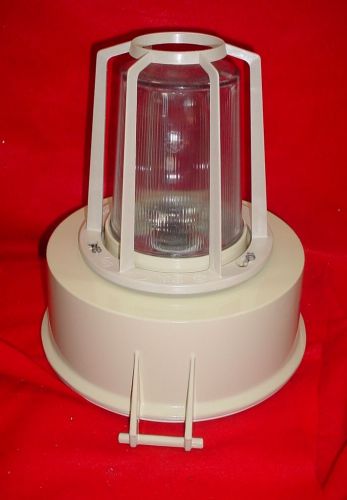 Thomas &amp; Betts DHP10H040-TGL-P2E HAZARDOUS EXPLOSION PROOF LIGHT  Hazlux 3