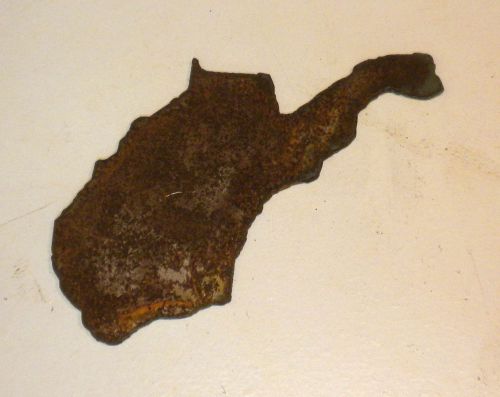 6 Inch WEST VIRGINIA WV State Shape Rusty Metal Vintage Stencil Ornament Craft