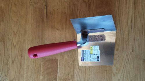 QLT INSIDE CORNER TROWEL (SHEETROCK KNIFE )