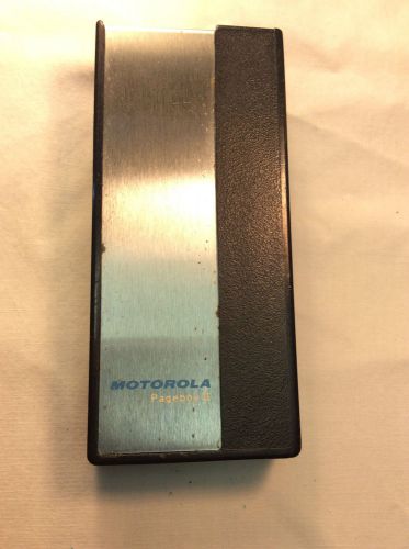 RARE VINTAGE Mid 70s MOTOROLA VHF &#034; PAGEBOY II Tone &amp; Voice w/ XL Housing NICE!