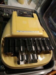 Vintage Stenograph Reporter Model Shorthand Machine/Samsonite Case - estate find