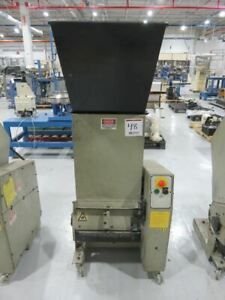 Conair CR-617 Granulator w/ Unknown 2.2-kW Motor