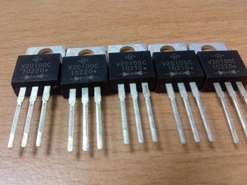 V20100C-E3/4W V20100C-E3 V20100C VISHAY DIODE SCHOTTKY 100V 10A TO220AB Q&#039;TY:5PC