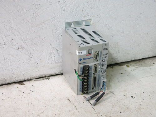 ALLEN-BRADLEY 2098-DSD-005-DN ULTRA 3000 AC DRIVE, 0-400Hz, 120/240VAC