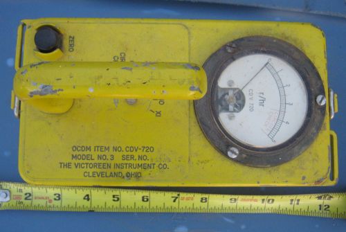 VINTAGE 1959 VICTOREEN MODEL 3 ION CHAMBER SURVEY  METER  CD V-720