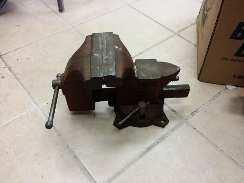 RUGOL 826 HEAVY DUTY BENCH VISE