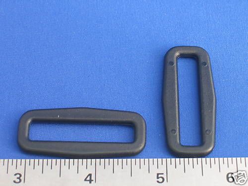 1-1/2&#034; LOOPLOC BLACK PLASTIC RECT. RING BULK (10 PCS)