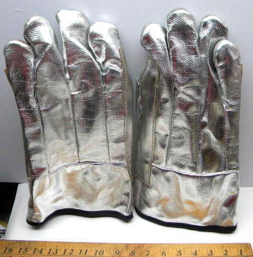 1 PAIR OF HEAVY FELT LINED LEATHER WELDERS FURNACE WORKER GLOVES W/CUFFS SIZE 9