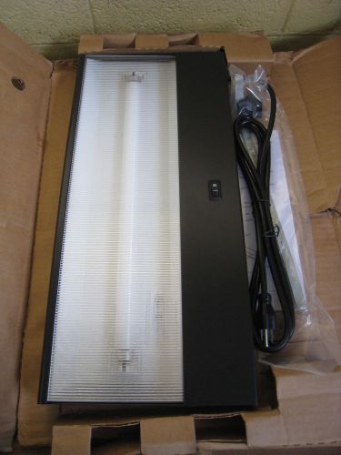 New Herman Miller G6120.24NS 24&#034; Under Cabinet Fluorescent Task Light Black