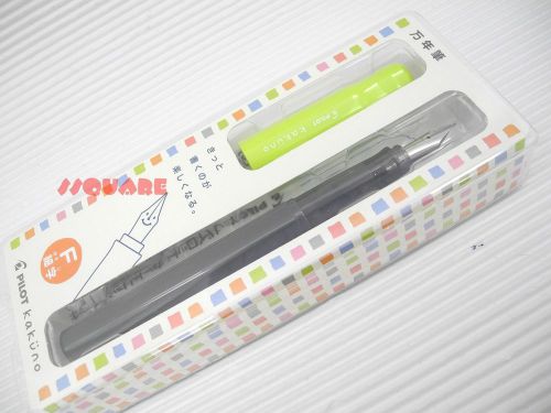 Pilot Kakuno Triangular Shaped Grip Smiling Fountain Pen +7 Black Cartridges,LGF