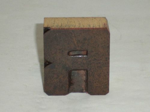 Antique Letterpress Printer&#039;s Wood Type Font Piece Letter - R