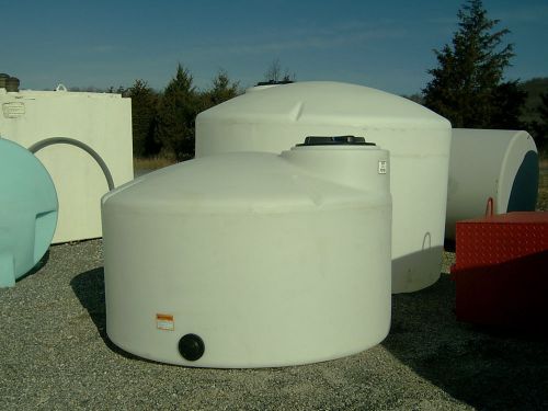 1550 gal. poly plastic storage tank for nitrogen,water, etc.