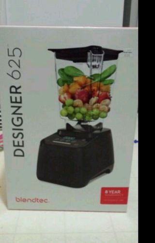 NEW Blendtec® Designer 625 Blender 1625 Watts Color Black