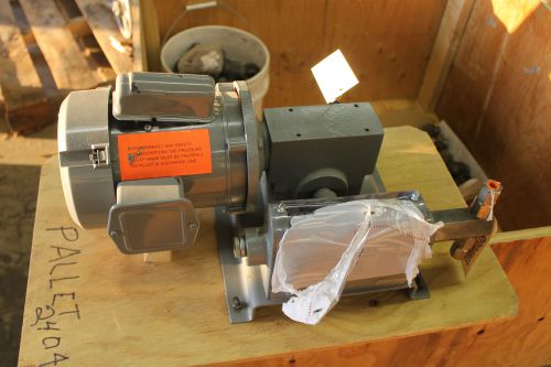 A&amp;F MACHINE   PISTON METERING PUMP 1/4HP  5/8&#034; PISTON HEAD V-PUMP 115V