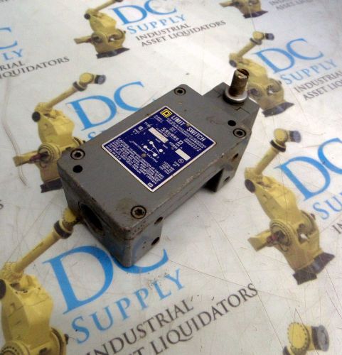 SQUARE D CR53B2 SER A LIMIT SWITCH W/ SQUARE D 9007 B SER A OPERATING HEAD