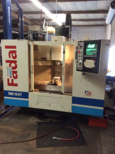 CNC FADAL VMC 15XT 2001 X30-Y16-Z20